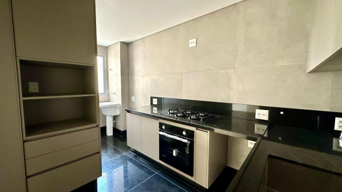 Apartamento, Lourdes, 3 Quartos, 4 Vagas, 2 Suítes