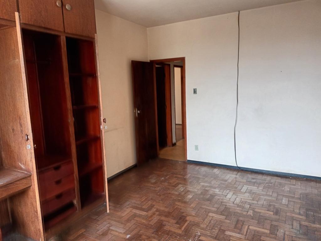 Casa, Serra, 4 Quartos, 4 Vagas, 1 Suíte