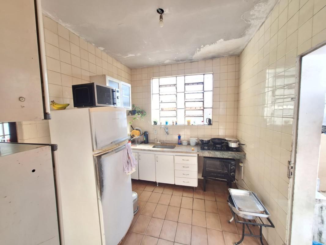 Casa, Fernão Dias, 3 Quartos, 2 Vagas, 1 Suíte