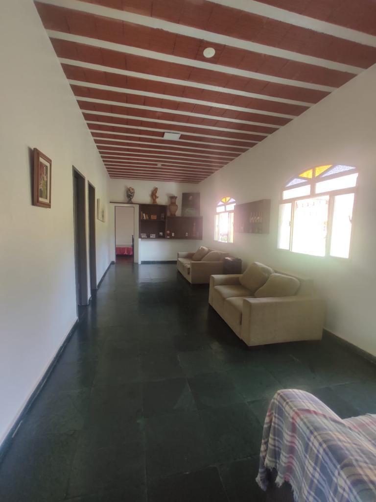 Fazenda, Casa Amarela, 9 Quartos, 10 Vagas, 5 Suítes