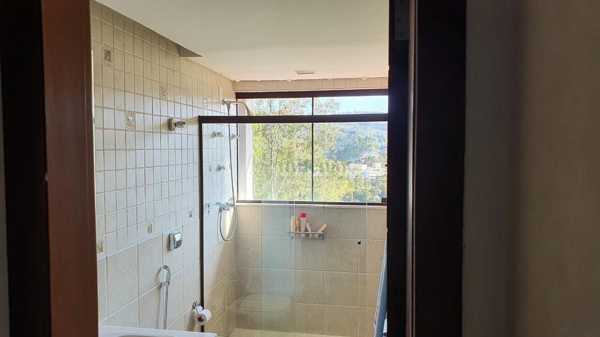 Casa, Alphaville - Lagoa dos Ingleses, 4 Quartos, 6 Vagas, 2 Suítes