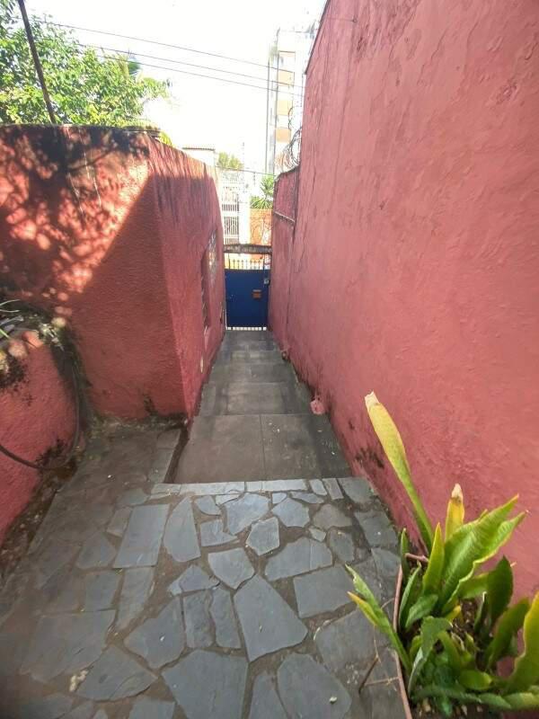 Quitinete, Alto Barroca, 1 Quarto, 0 Vaga, 1 Suíte