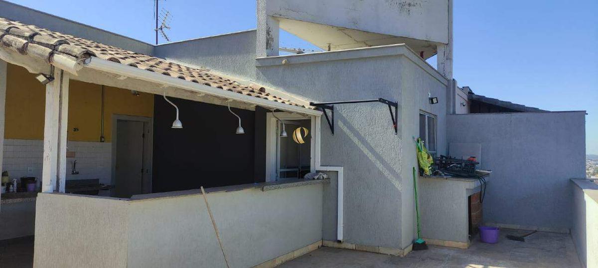 Cobertura, Santa Helena, 4 Quartos, 2 Vagas, 1 Suíte