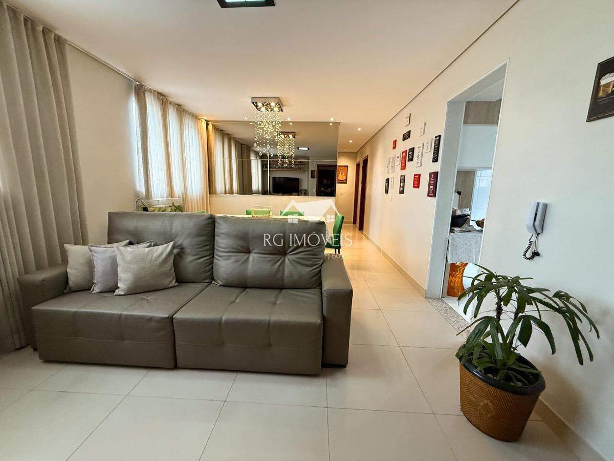Apartamento, Tirol, 3 Quartos, 2 Vagas, 1 Suíte