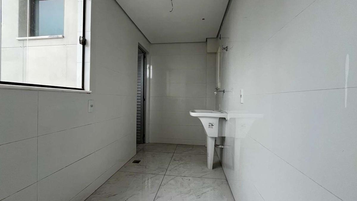 Cobertura, Indaiá, 4 Quartos, 3 Vagas, 3 Suítes