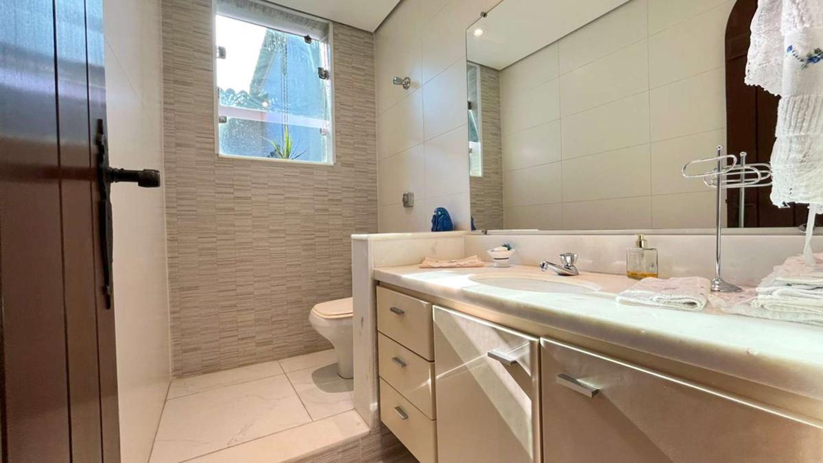 Casa, Cidade Jardim, 5 Quartos, 3 Vagas, 3 Suítes