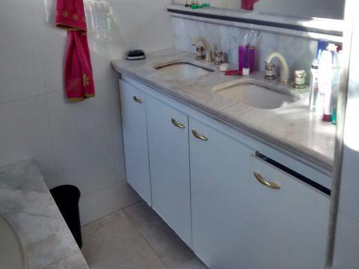 Casa, Itapoã, 4 Quartos, 3 Vagas, 1 Suíte