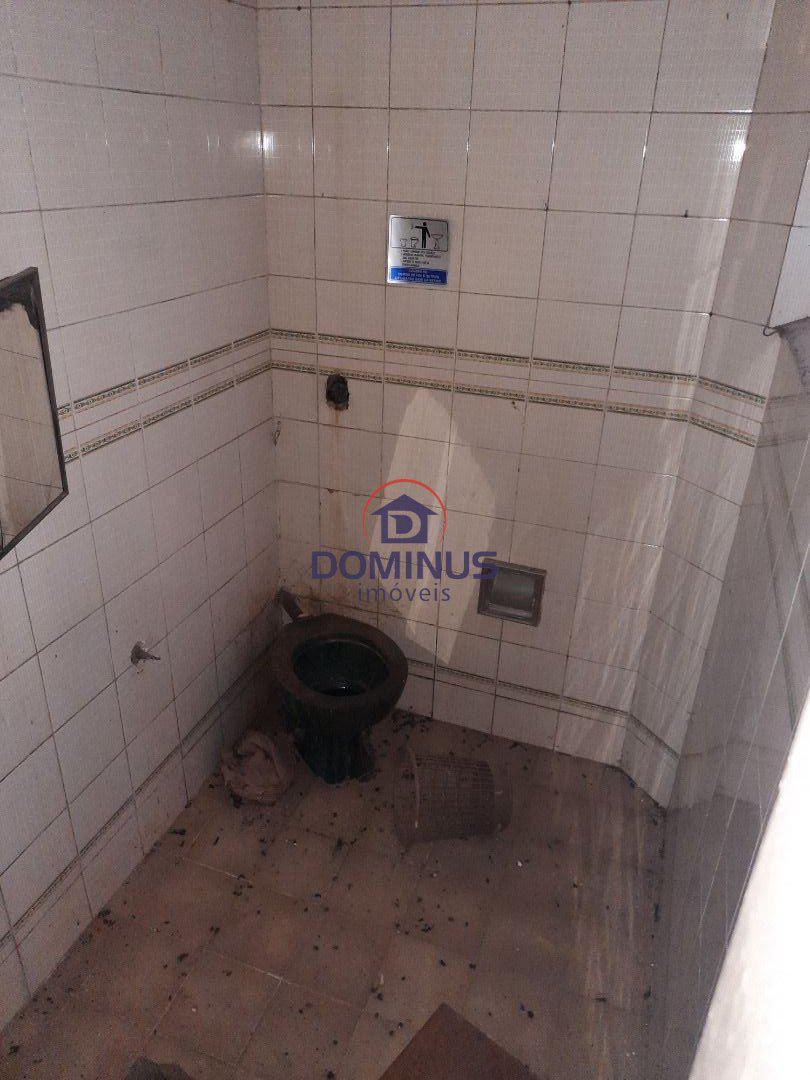 Galpão, Centro, 0 Quarto, 0 Vaga
