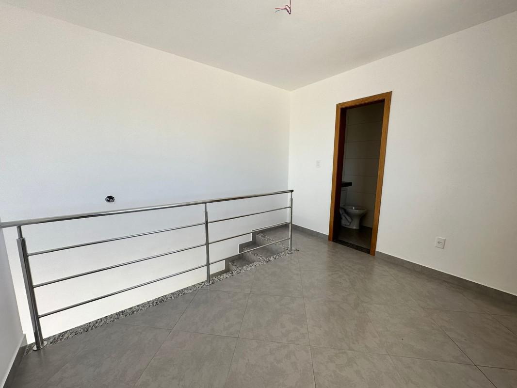 Cobertura, Santa Mônica, 2 Quartos, 2 Vagas, 1 Suíte