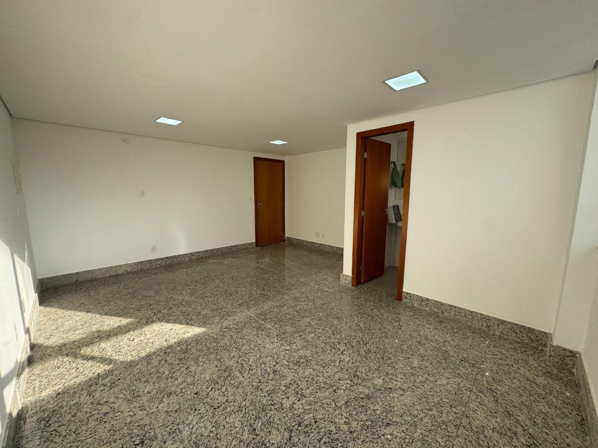 Sala, Ouro Preto, 0 Quarto, 1 Vaga