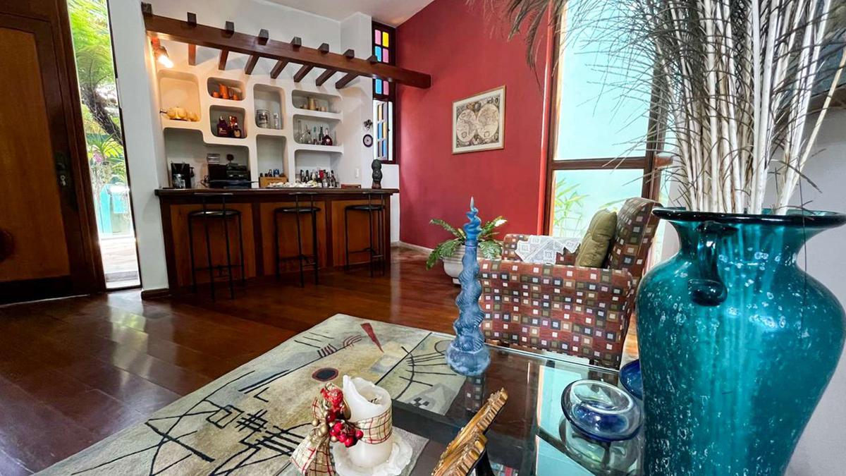 Casa, São Lucas, 4 Quartos, 4 Vagas, 3 Suítes