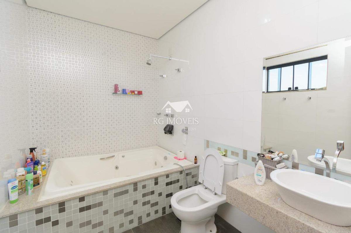 Casa, Diamante, 4 Quartos, 3 Vagas, 1 Suíte