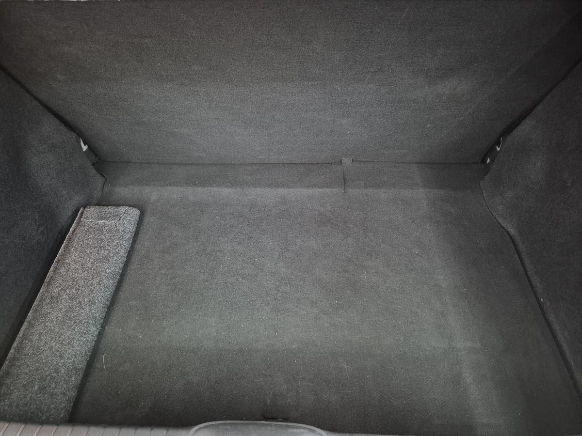 Peugeot 208 Allure 1.5 Flex 8v 5p