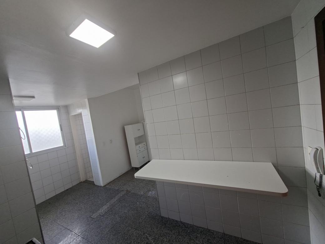 Apartamento, Savassi, 3 Quartos, 2 Vagas, 1 Suíte