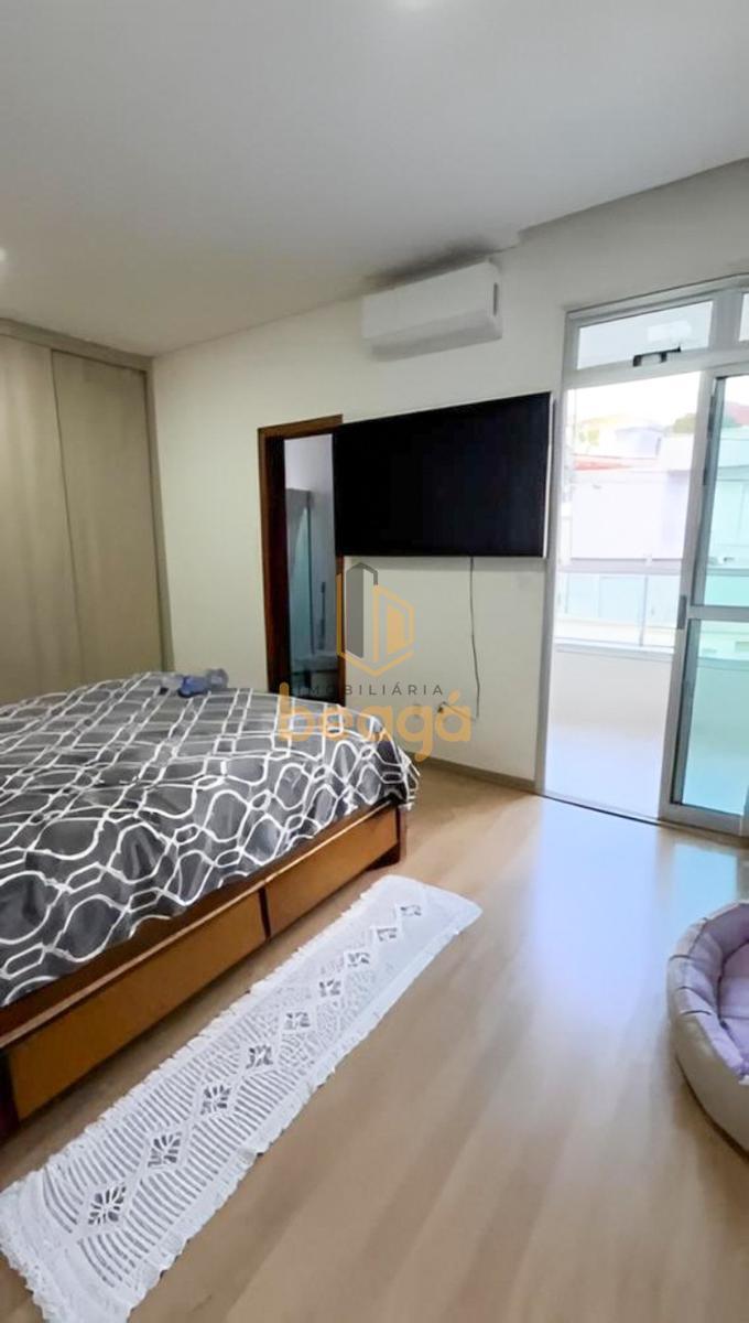 Casa, São Gonçalo, 3 Quartos, 2 Vagas, 1 Suíte