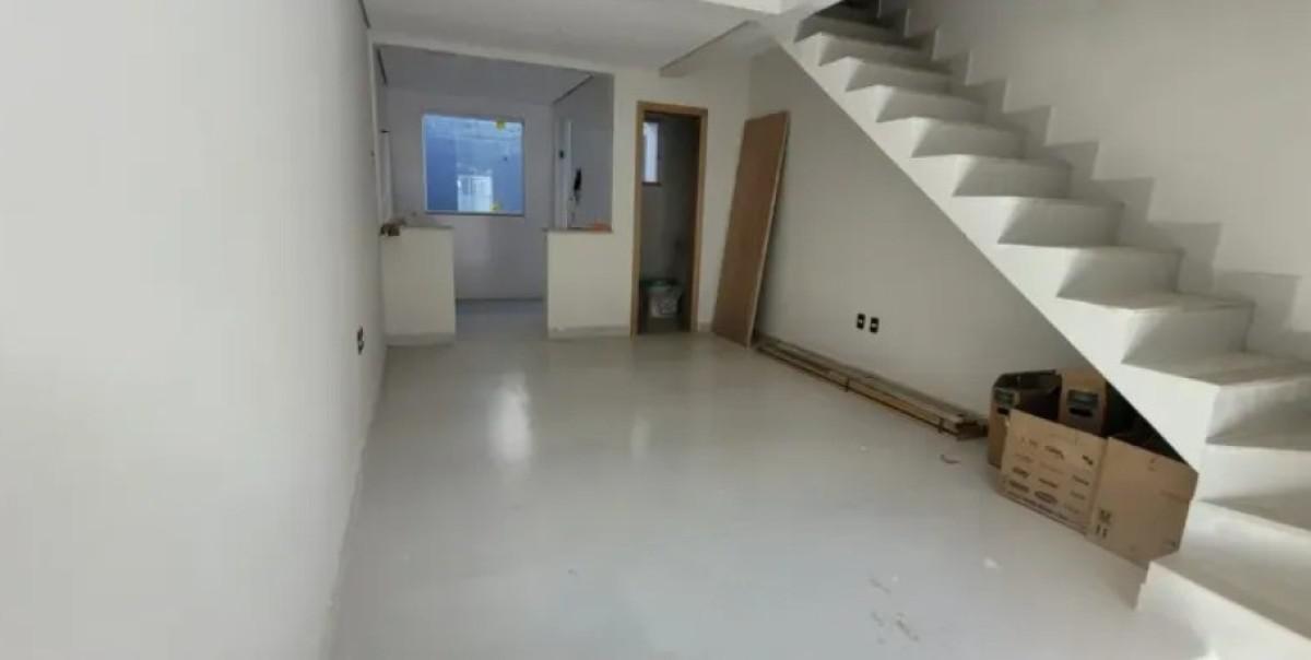 Casa, Planalto, 2 Quartos, 1 Vaga, 1 Suíte