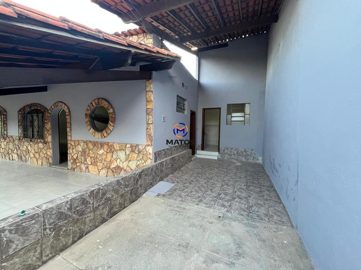 Casa, Asteca (são Benedito), 3 Quartos, 4 Vagas, 1 Suíte