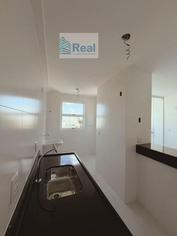 Apartamento, Sagrada Família, 3 Quartos, 3 Vagas, 1 Suíte