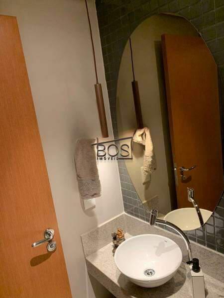 Apartamento, Sagrada Família, 2 Quartos, 2 Vagas, 2 Suítes