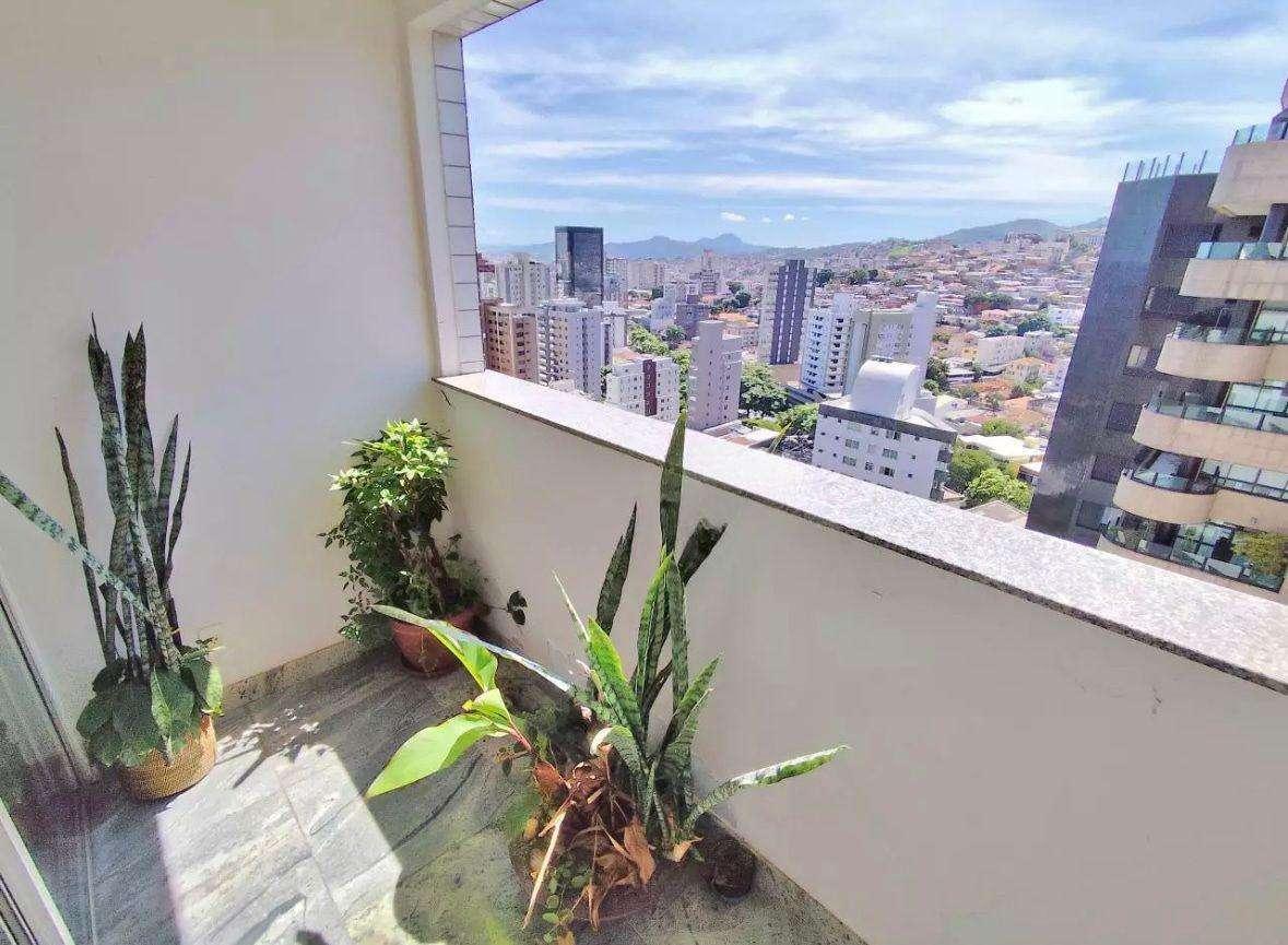 Apartamento, Funcionários, 3 Quartos, 2 Vagas, 1 Suíte