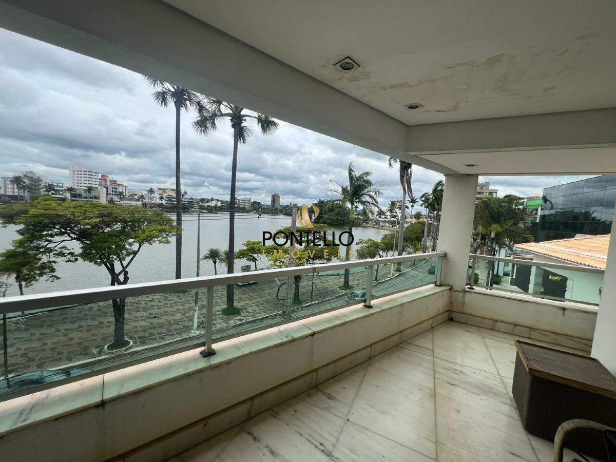 Cobertura, Centro, 4 Quartos, 10 Vagas, 2 Suítes