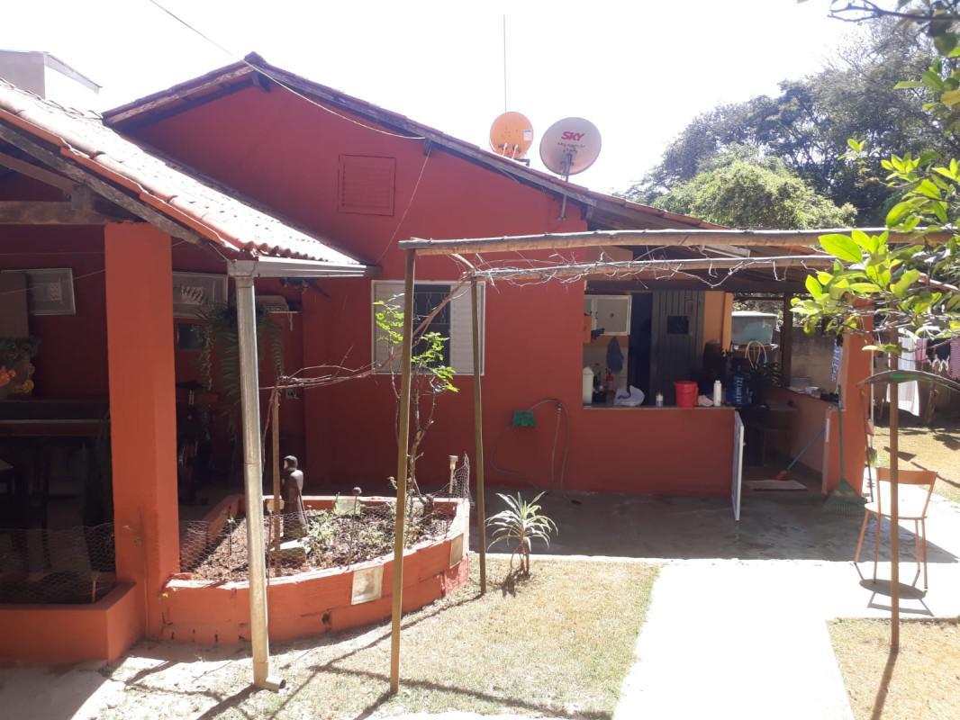 Casa, Casa Branca, 2 Quartos, 4 Vagas, 1 Suíte