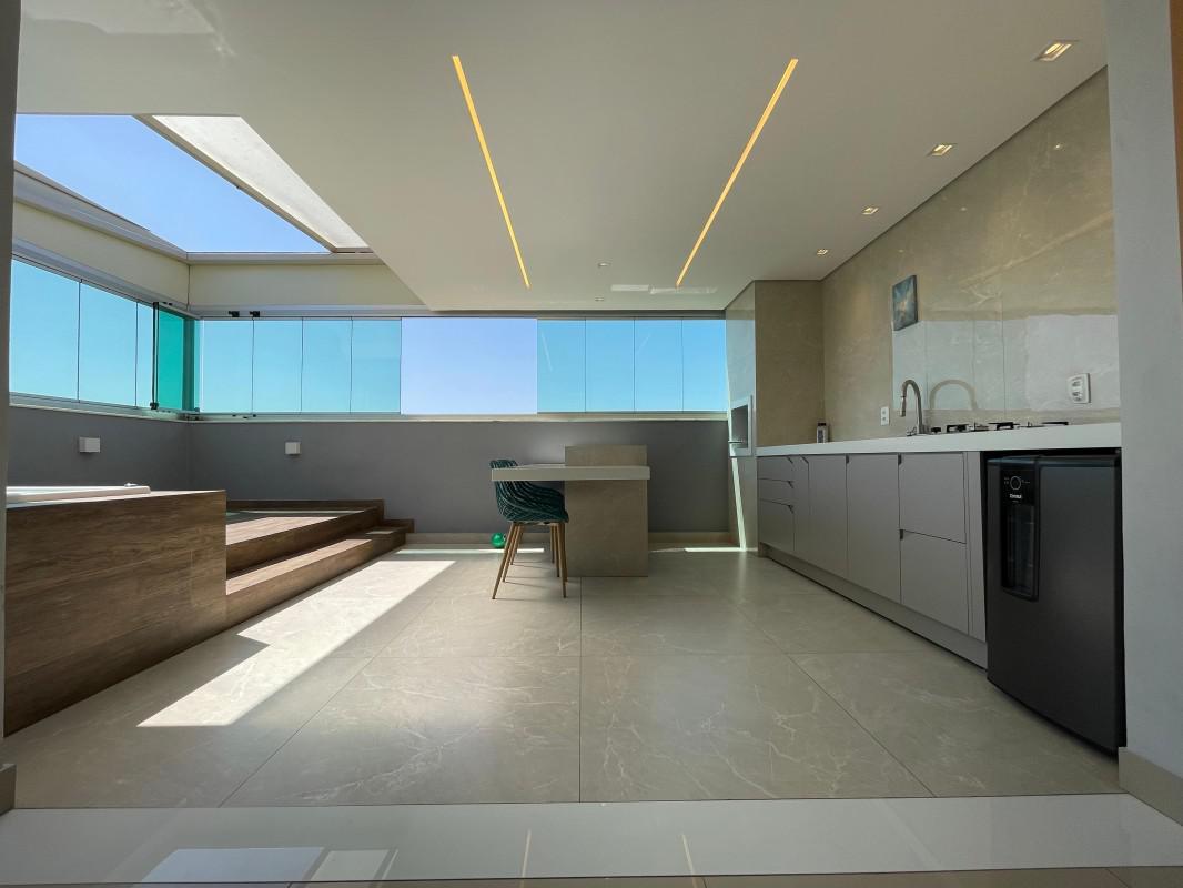 Cobertura, Cabral, 2 Quartos, 2 Vagas, 1 Suíte