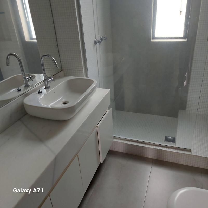 Apartamento, Coração Eucarístico, 4 Quartos, 3 Vagas, 3 Suítes