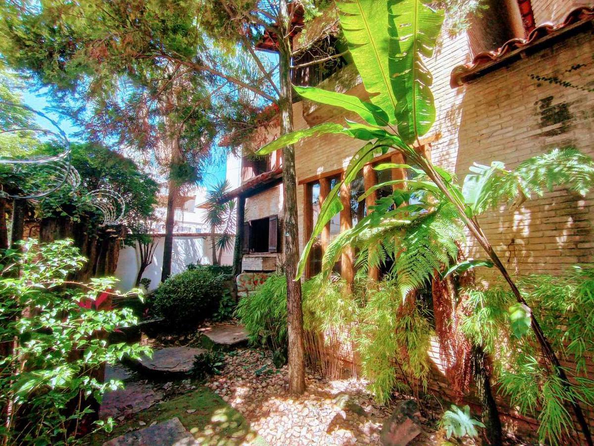 Casa, Castelo, 4 Quartos, 4 Vagas, 1 Suíte