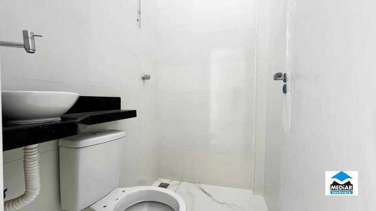 Casa, Santa Branca, 2 Quartos, 2 Vagas, 2 Suítes