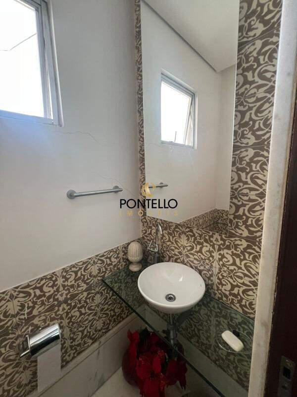 Cobertura, Centro, 4 Quartos, 10 Vagas, 2 Suítes