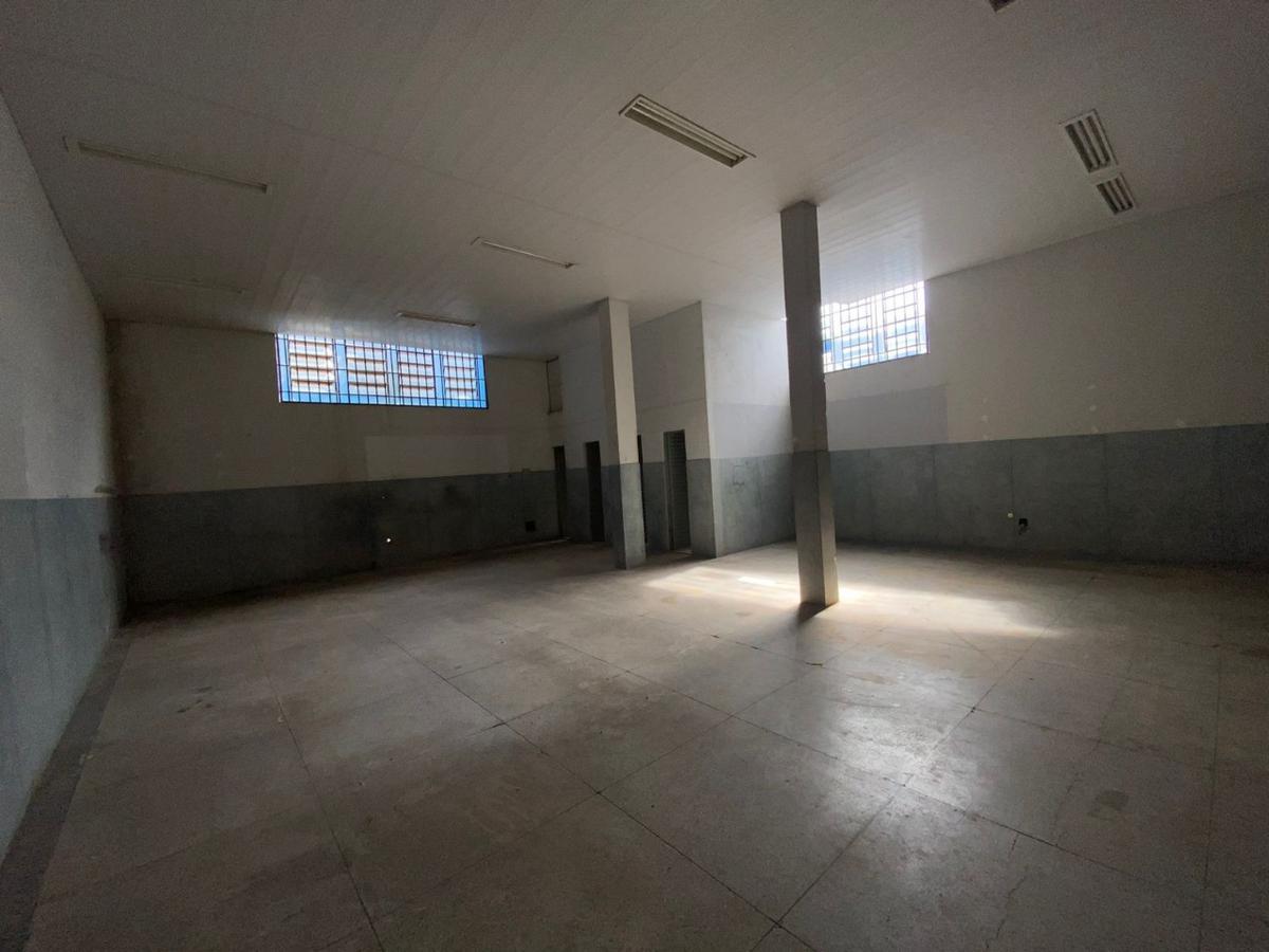 Galpão, Ressaca, 3 Quartos, 4 Vagas, 2 Suítes