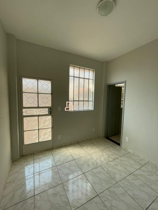Casa, Nova Suíssa, 1 Quarto