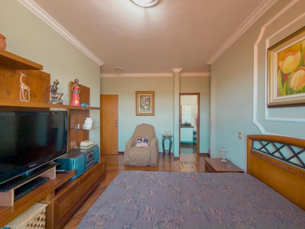 Casa, Alto dos Pinheiros, 4 Quartos, 4 Vagas, 1 Suíte