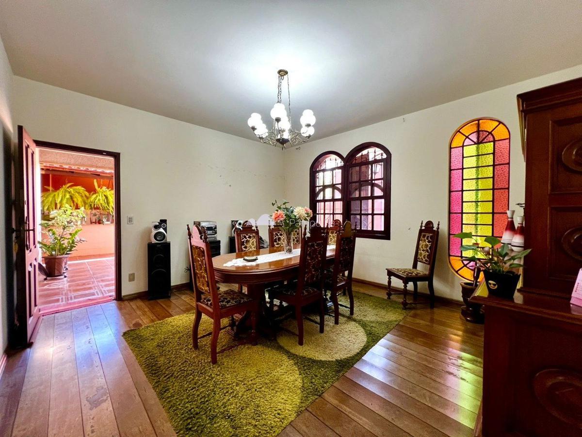 Casa, Liberdade, 4 Quartos, 4 Vagas, 1 Suíte