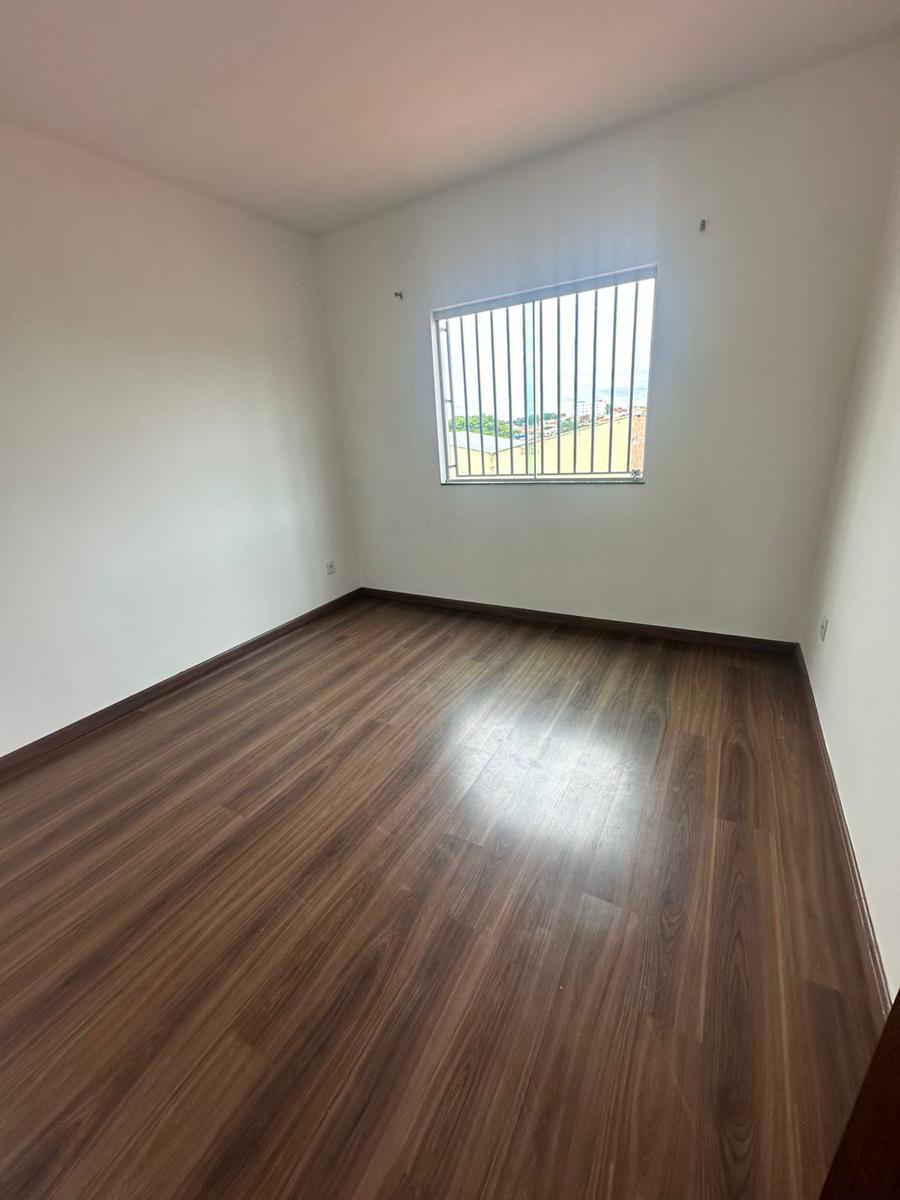 Casa, Parque Turistas, 2 Quartos, 2 Vagas