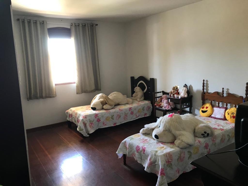 Casa, Vila Pinto, 4 Quartos, 2 Vagas