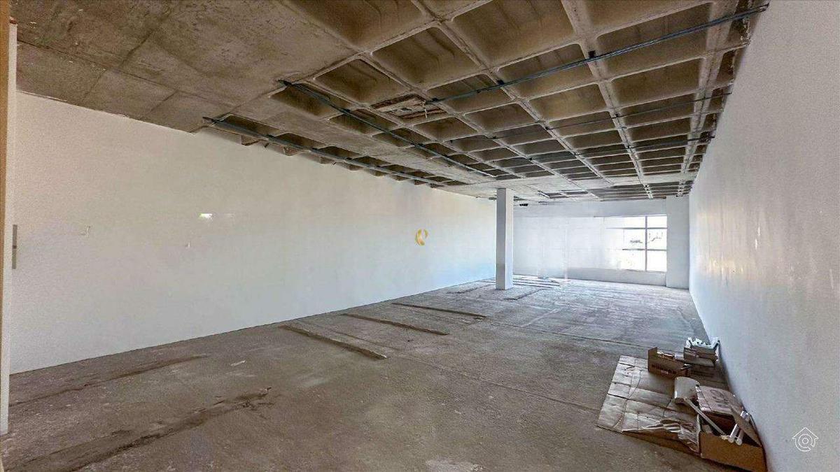 Andar, Estoril, 0 Quarto, 82 Vagas