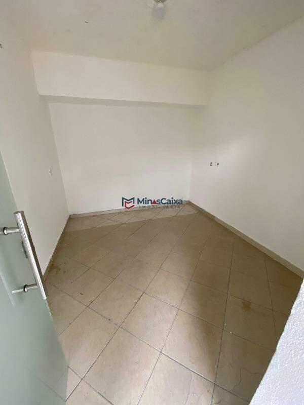 Prédio, Funcionários, 0 Quarto, 3 Vagas