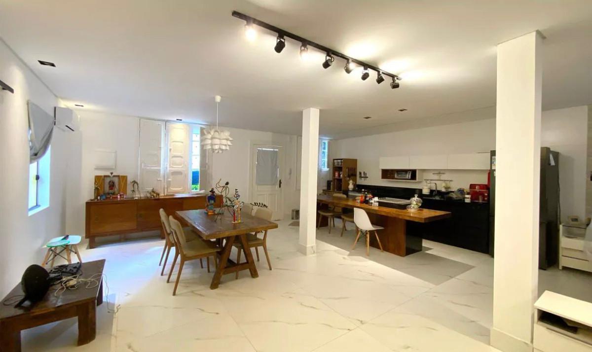 Casa, Lourdes, 4 Quartos, 0 Vaga, 1 Suíte