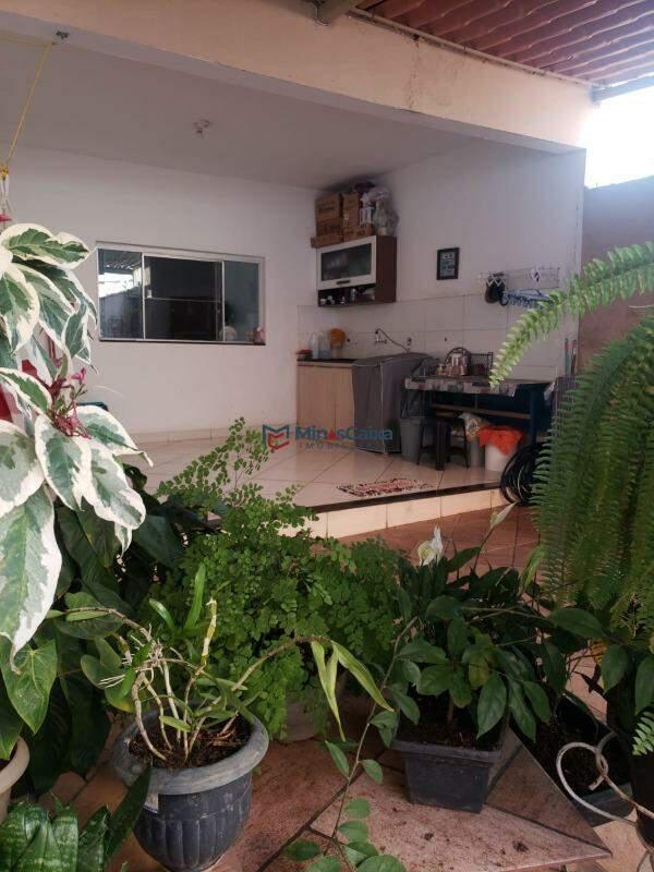 Casa, Primavera, 3 Quartos, 1 Vaga, 1 Suíte