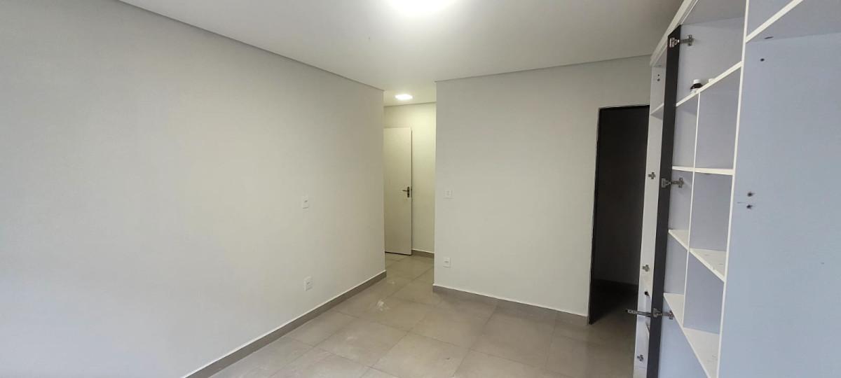 Casa, Vila Clóris, 3 Quartos, 2 Vagas, 1 Suíte