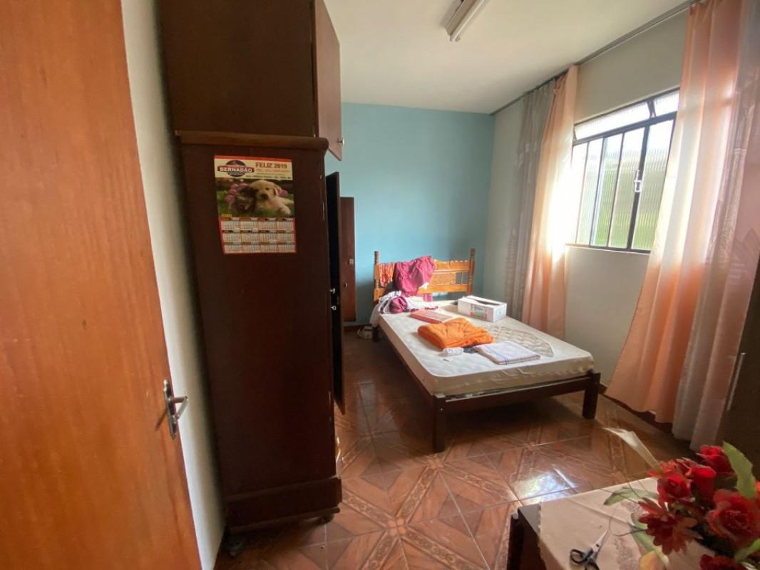 Casa, Tirol, 4 Quartos, 2 Vagas, 1 Suíte