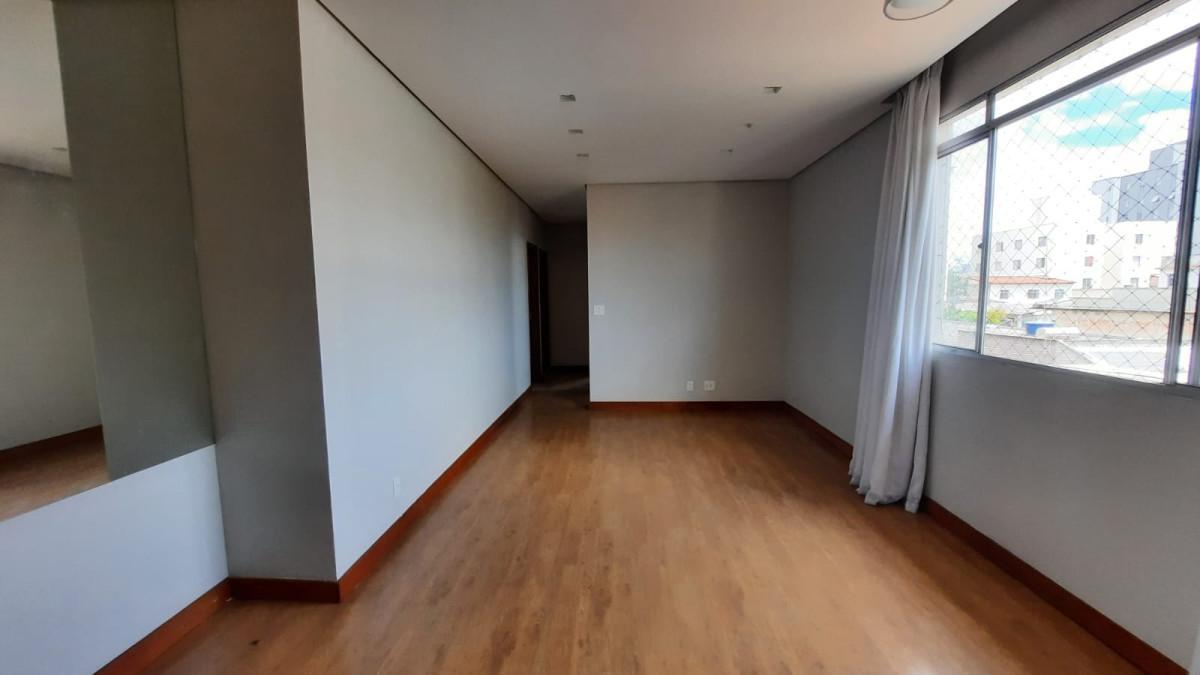 Cobertura, Sagrada Família, 3 Quartos, 3 Vagas, 1 Suíte