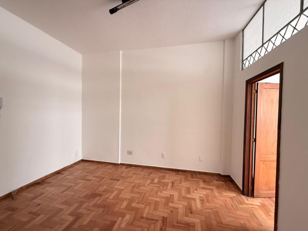 Apartamento, Centro, 2 Quartos, 0 Vaga