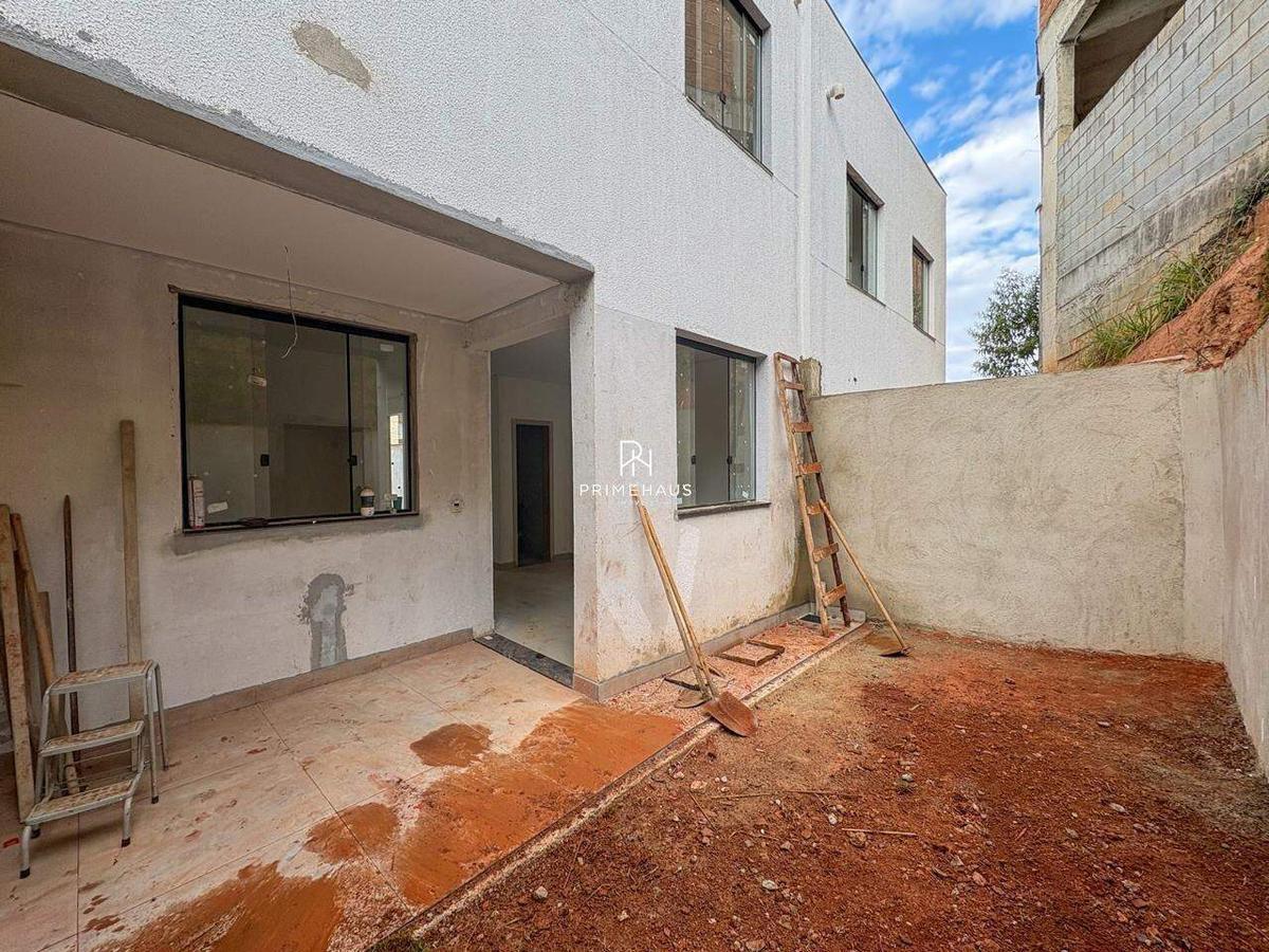 Casa, Manacás, 3 Quartos, 2 Vagas, 1 Suíte
