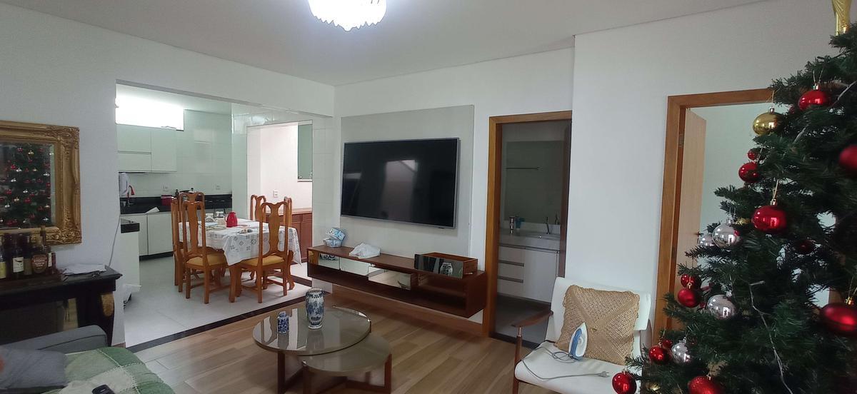 Casa, Colégio Batista, 5 Quartos, 2 Vagas, 2 Suítes