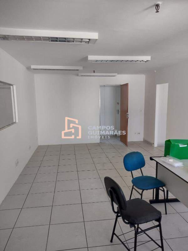 Sala, Centro