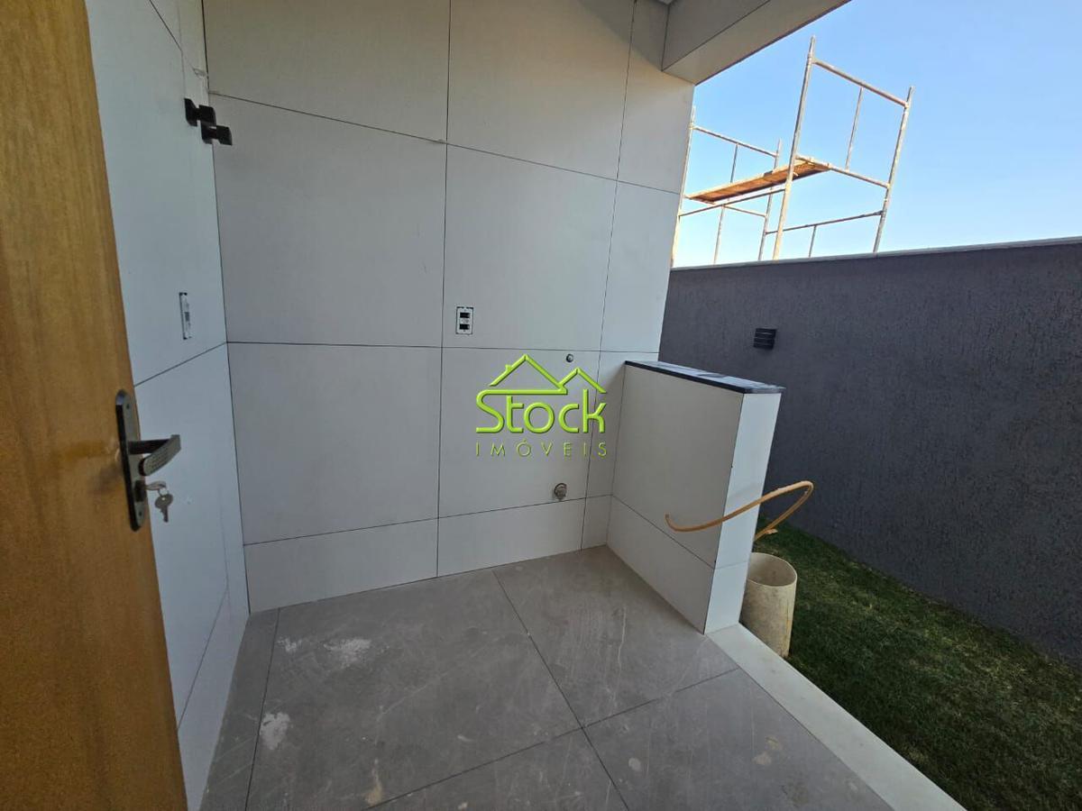 Casa, Jardins Village, 3 Quartos, 2 Vagas, 1 Suíte