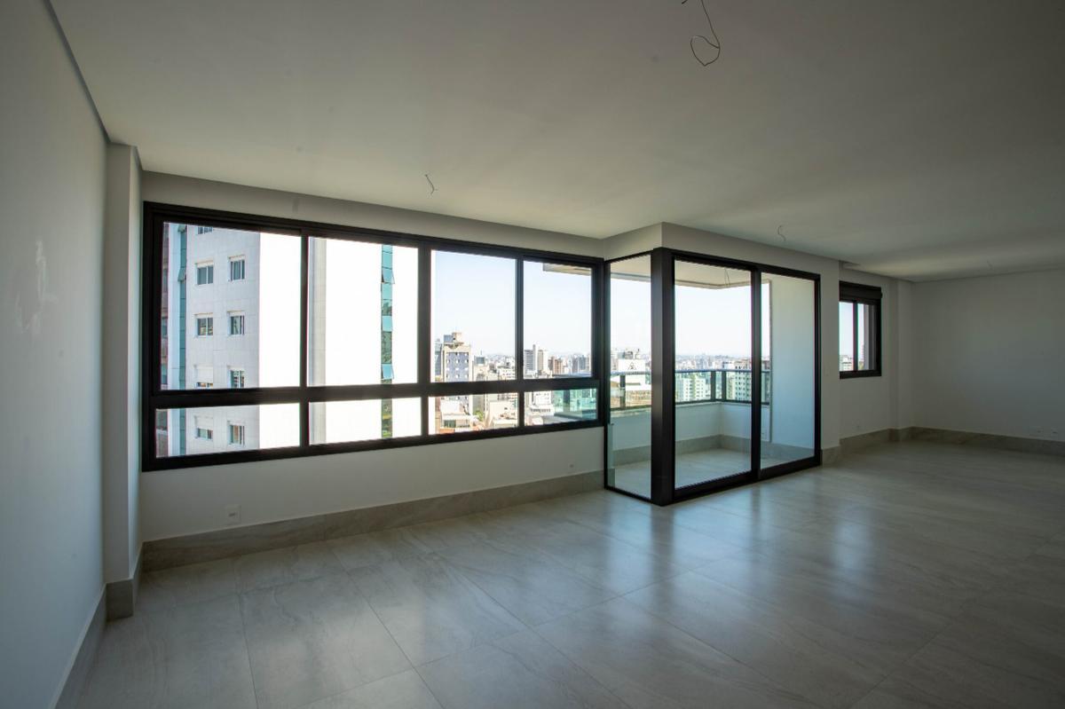 Apartamento, Serra, 4 Quartos, 3 Vagas, 4 Suítes